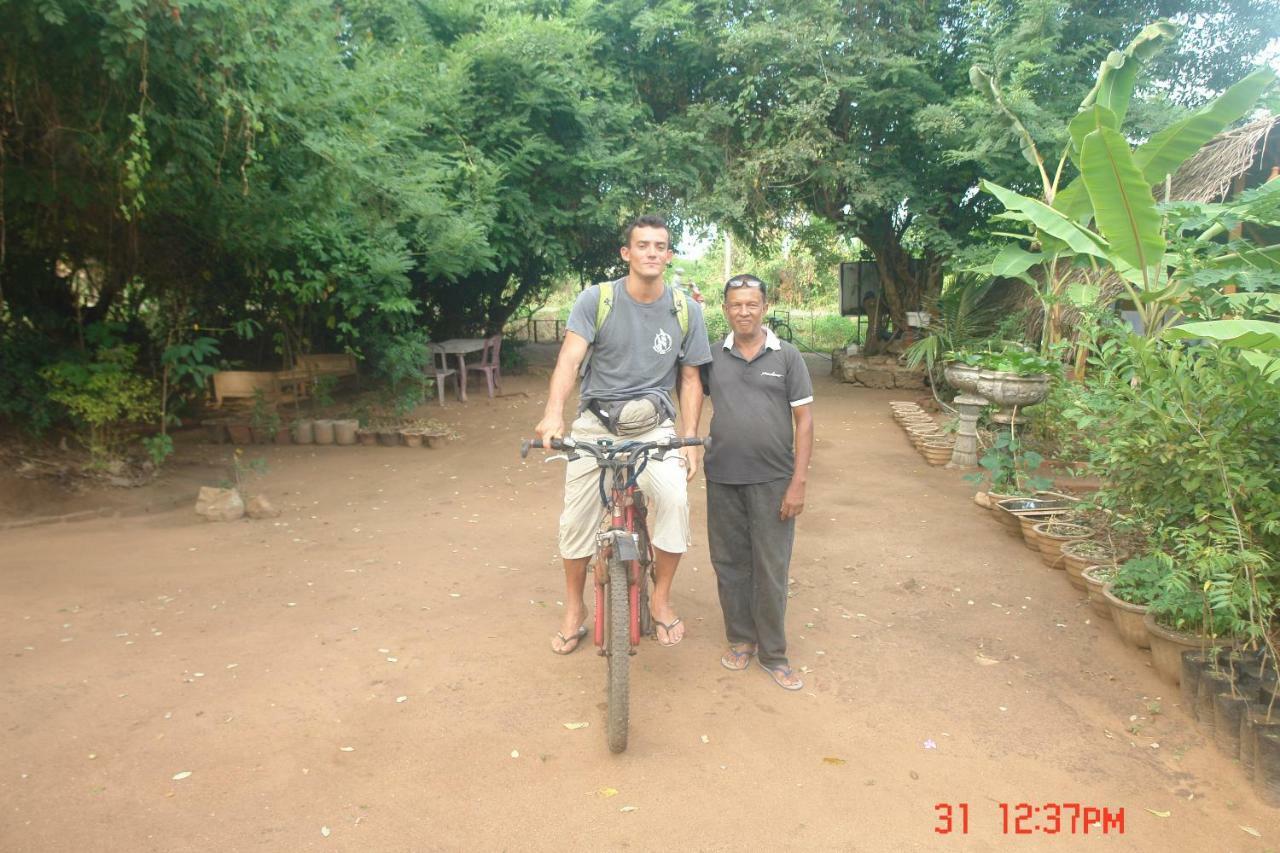 Homestay Camping Anurâdhapura Extérieur photo